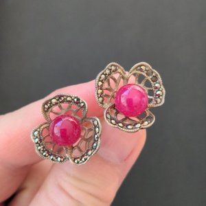 Vintage 925 sterling silver flower shaped earrings
